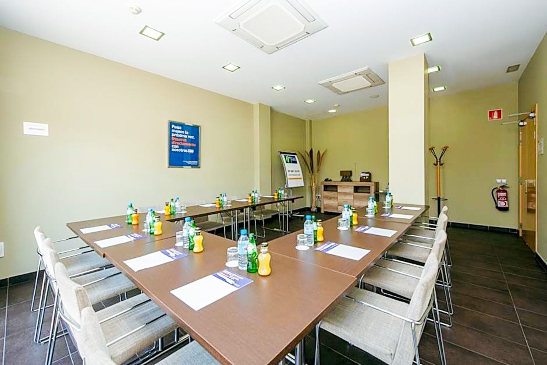 Holiday Inn Express