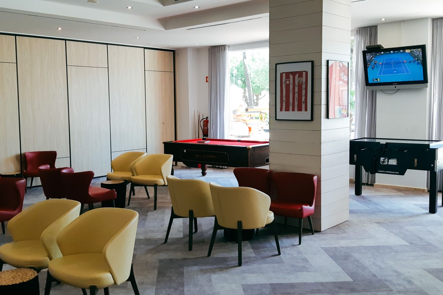 Victoria Sports & Beach Hotel****