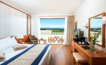 Hotel Athena Beach****