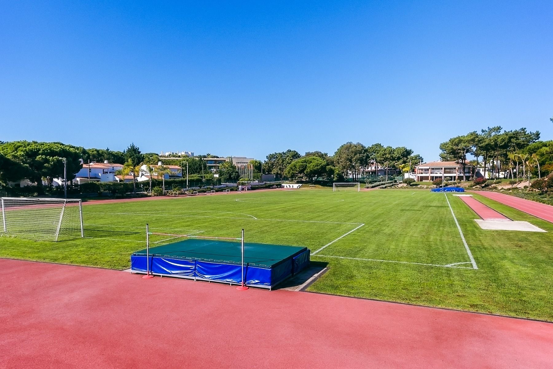 AP Victoria Sports & Beach