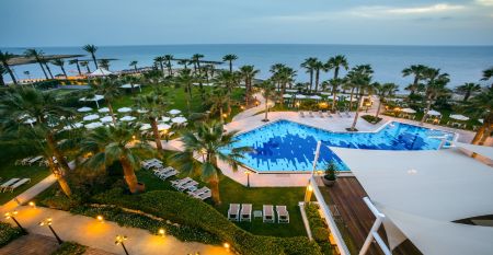 Aquamare Beach Hotel & Spa****