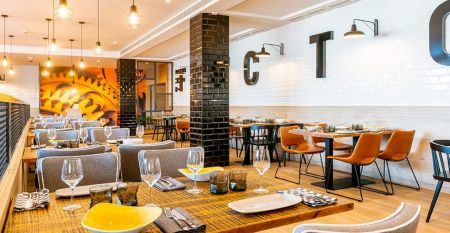Lazure Hotel