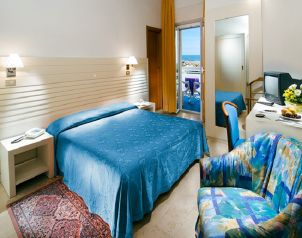 Club Hotel***S Image four