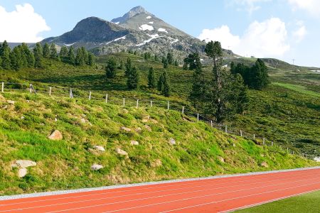 https://www.athleticstours.com/ch/media/catalog/product/cache/da432fc9ee79dfca32e073c2235ab4d7/k/u/kuehtai_athleticstours_4_.jpg