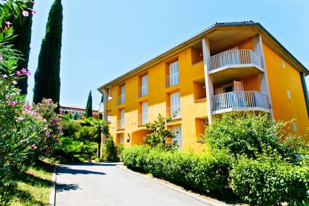 https://www.athleticstours.com/ch/media/catalog/product/cache/da432fc9ee79dfca32e073c2235ab4d7/s/a/san_simon_resort_athleticstours.jpg