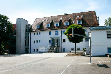 https://www.athleticstours.com/ch/media/catalog/product/cache/da432fc9ee79dfca32e073c2235ab4d7/s/i/sigmaringen_athleticstours_2_.jpg