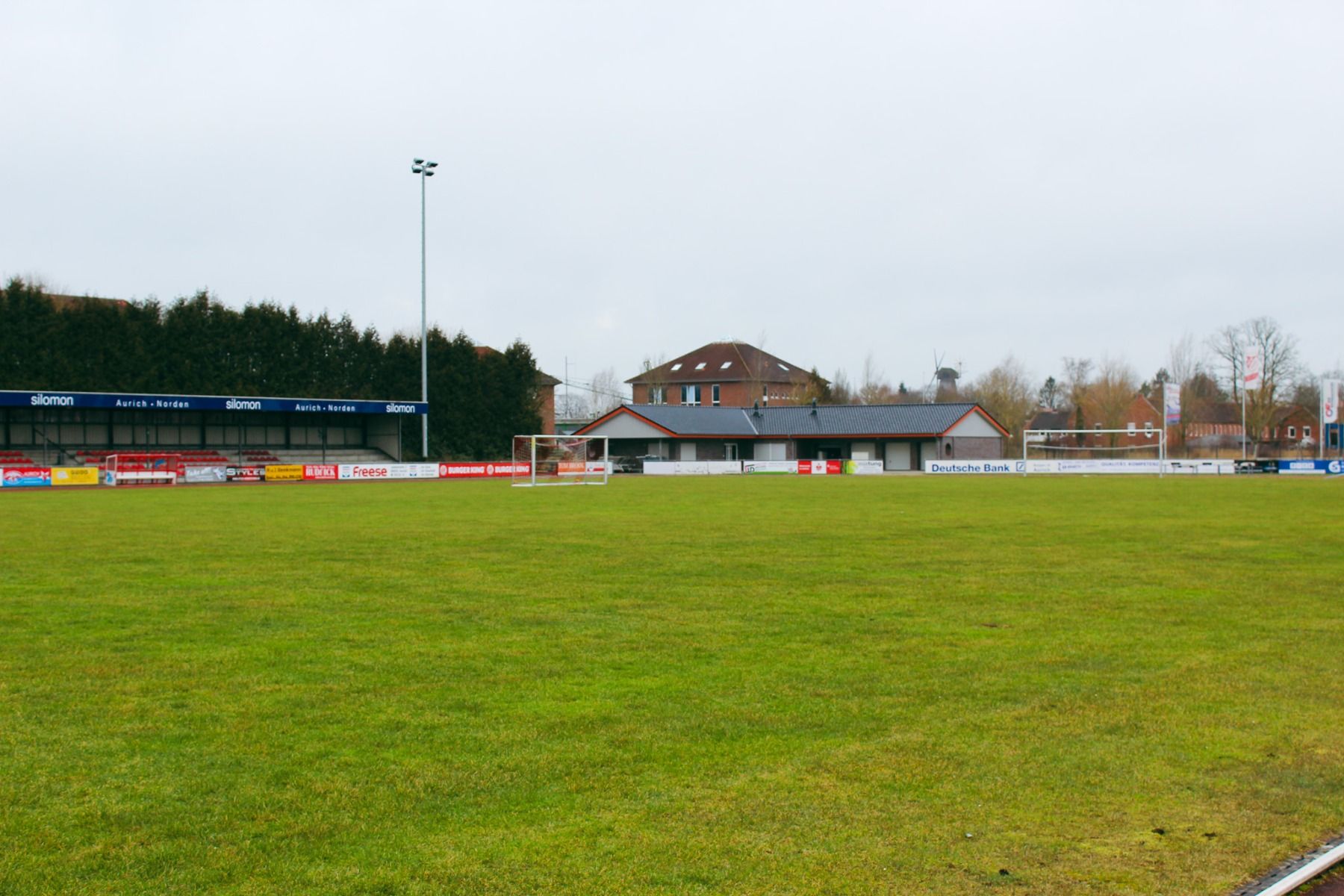 Ellernfeld-Stadion