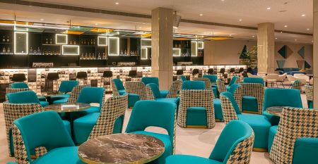 Lazure Hotel