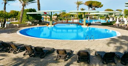 Gloria Verde Resort*****