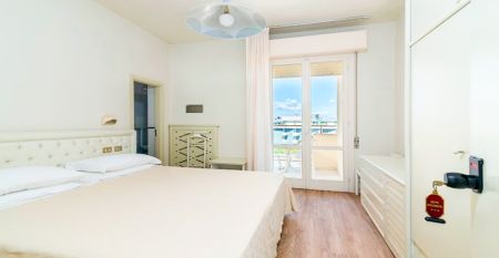 Hotel Diplomatic***