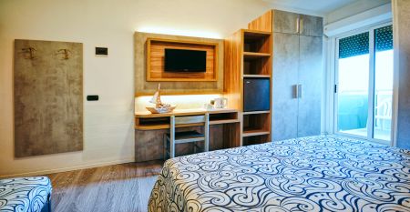 Hotel RIZ***S