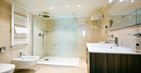 International Beach Hotel****