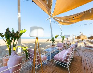 Hotel Barrosa Park Image two