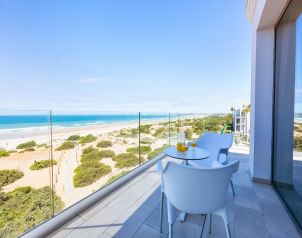 Hotel Barrosa Park Image four